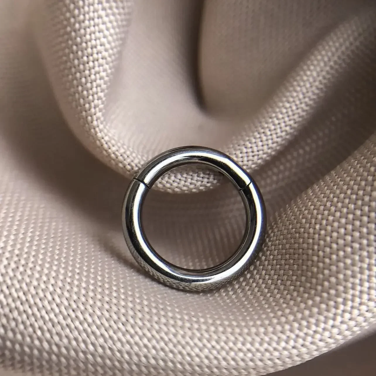 G23 Titanium Nose Ring 14G 16G - Helix Cartilage Ring ulasan dan harga