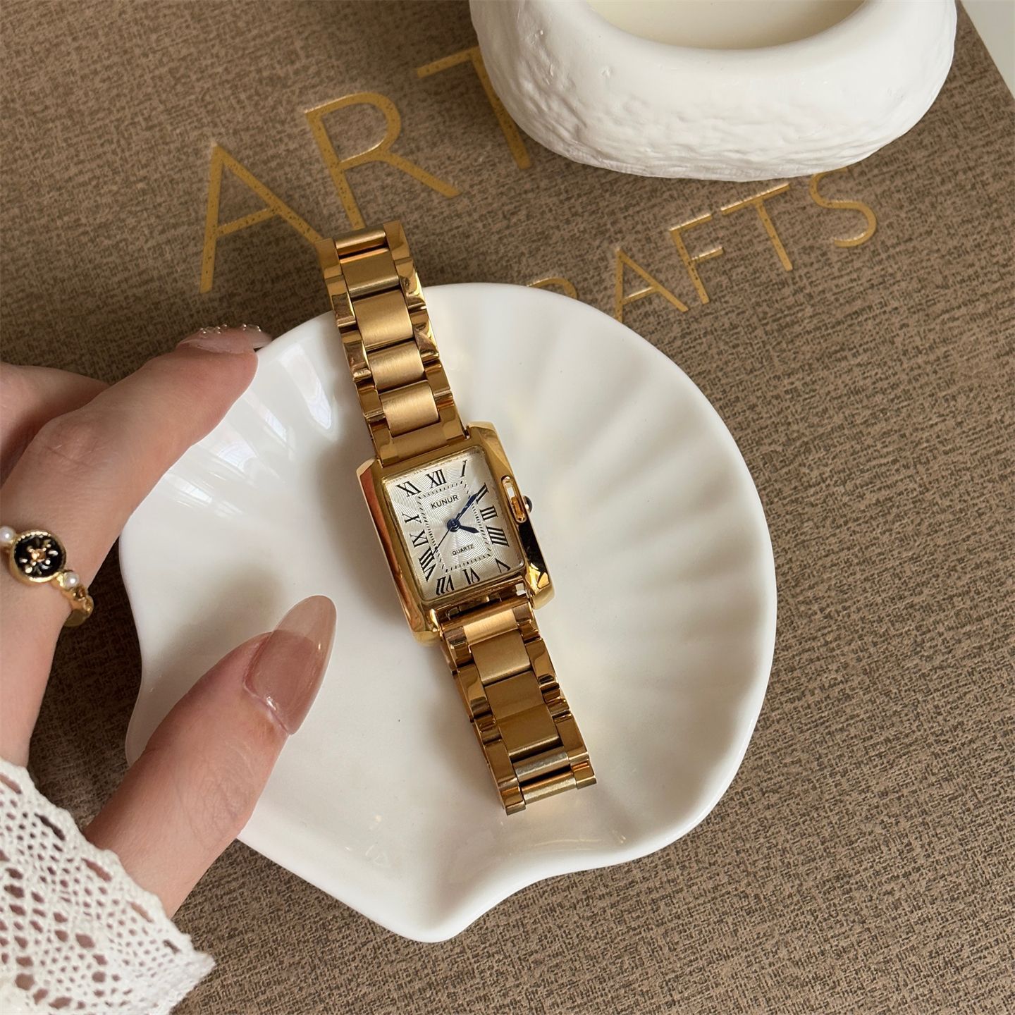 Retro watch for women, Roman r - Body Jewelry High Quality ulasan dan harga